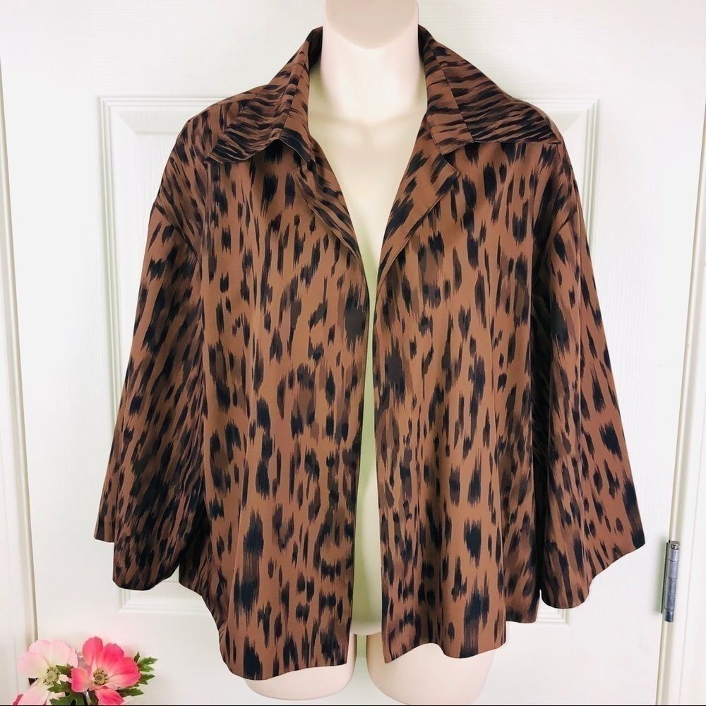 Neiman Marcus cheetah/leopard silk open front jacket medium